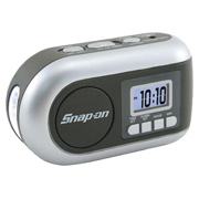 Dynamo-Powered AM/FM Radio/LED Flashlight